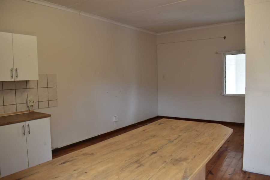 6 Bedroom Property for Sale in Cambridge Eastern Cape